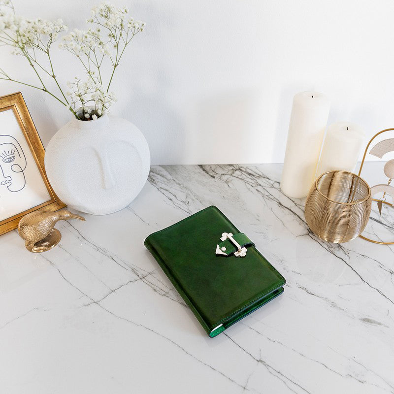 Groene volnerf leren journal met A5 notitieblok - In search of lost time