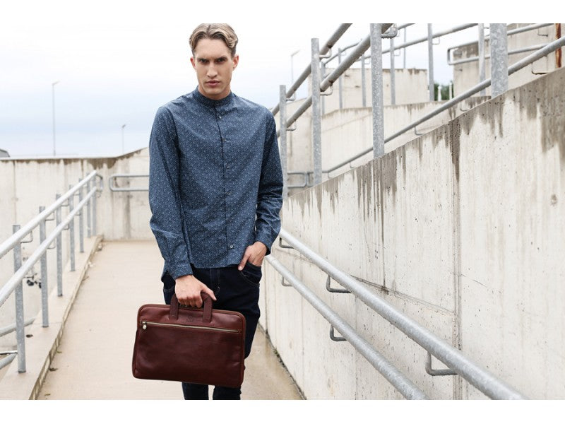 Bruin Lederen Aktetas Laptoptas - BRAVE NEW WORLD
